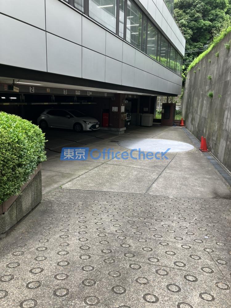 ジブラルタ生命原宿ビル