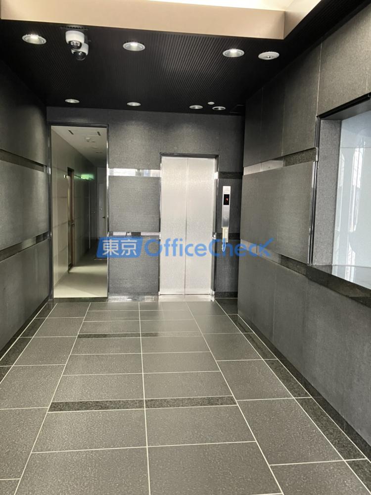 ザ・ロワイヤルビル