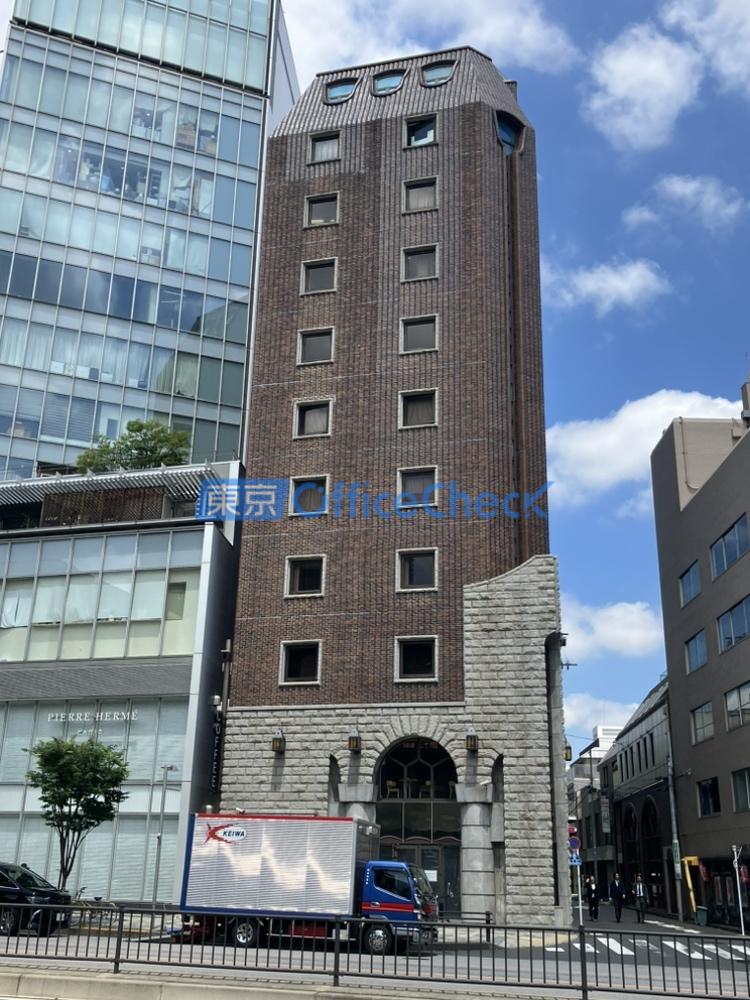 テラアシオス青山