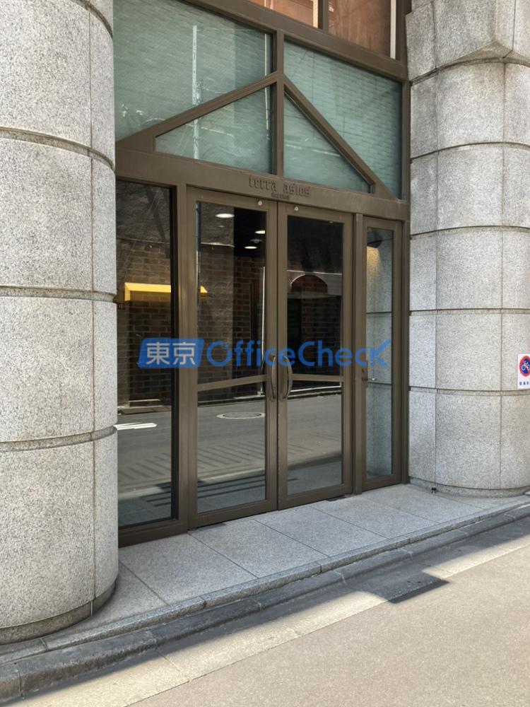 テラアシオス青山