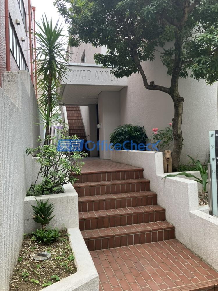 イワオアネックス新館