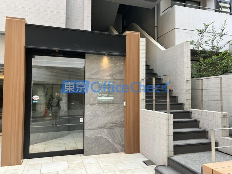 THE GATE 新宿御苑