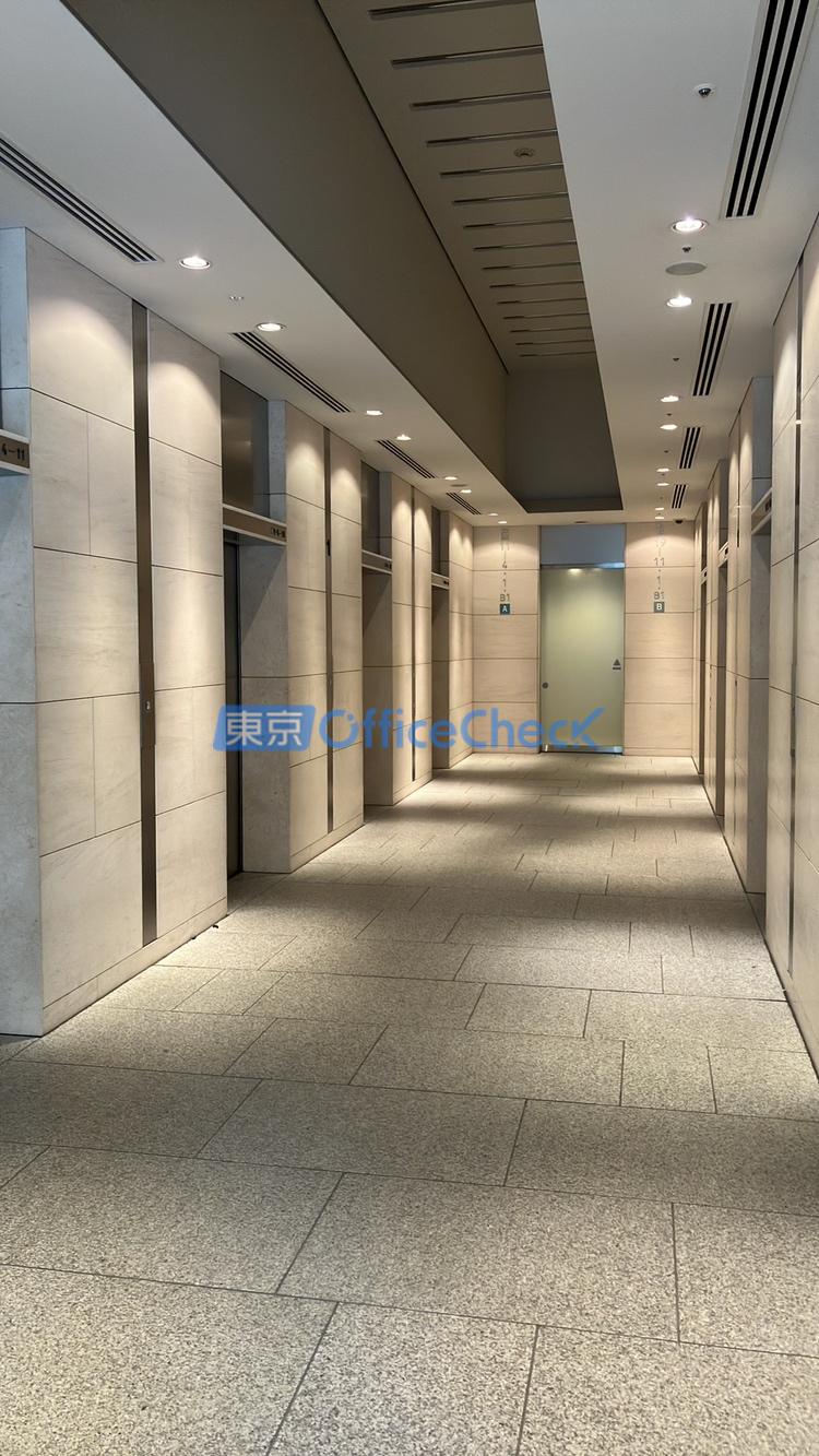 新宿フロントタワー